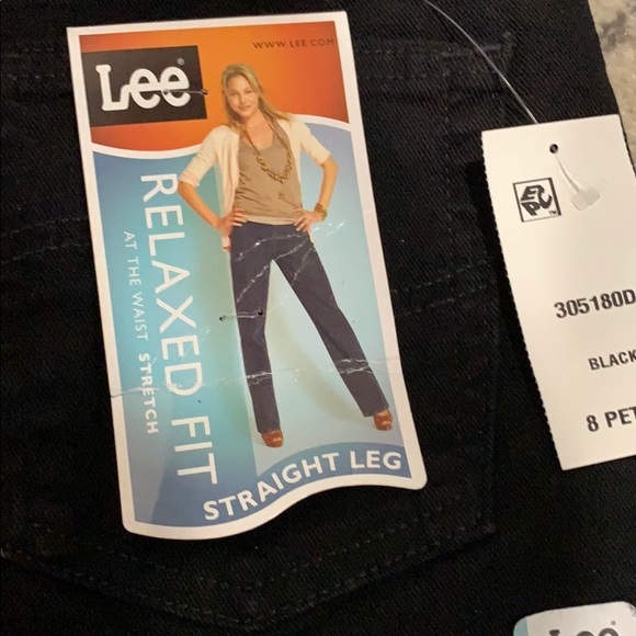Lee women’s relaxed Fit jeans - Picture 6 of 8